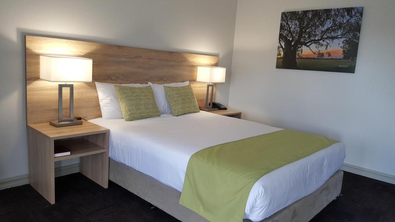 Quality Inn Carriage House Wagga Wagga Exterior photo
